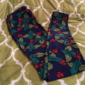 LuLaRoe Christmas leggings OS